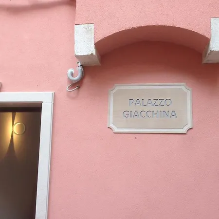 Palazzo Giacchina * Sottomarina